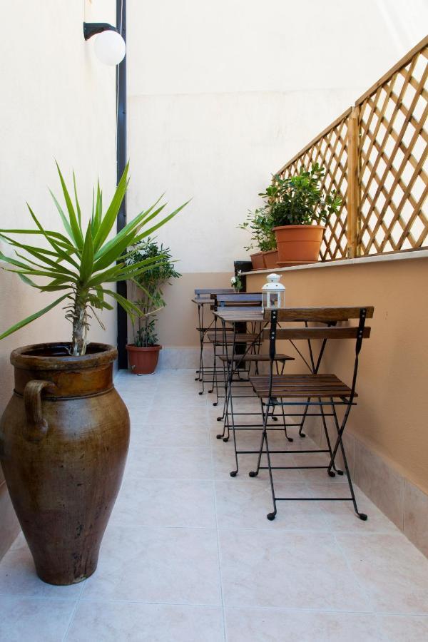 Apartment Domus Schiavuzzo Palermo Luaran gambar